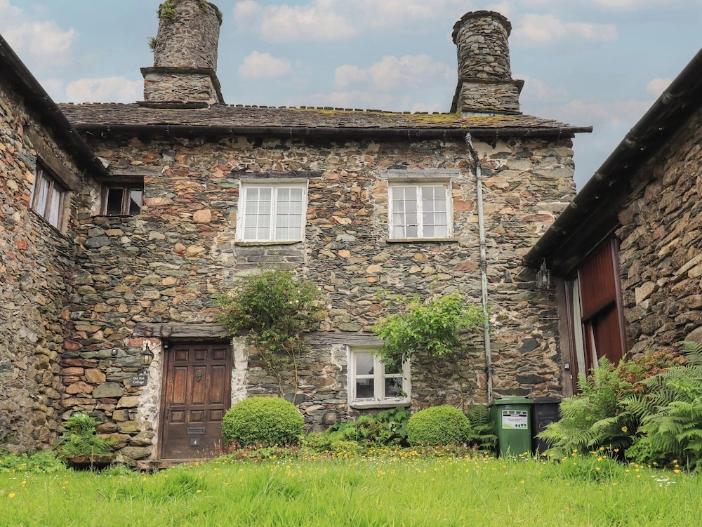 Old Oak Cottage