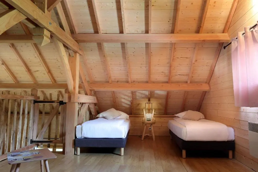 Voir la photo 4 — Les Lodges de Babylone
