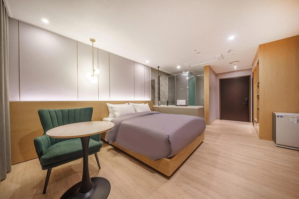 Executive room
