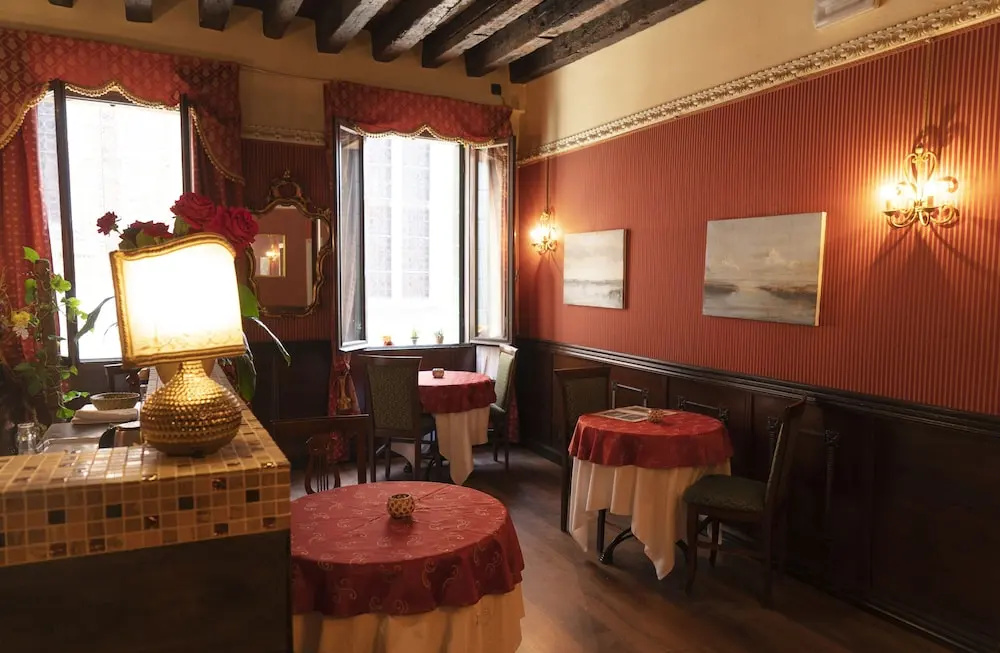 Hotel photo 20