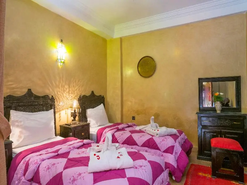 Standard Double room (twin beds)
