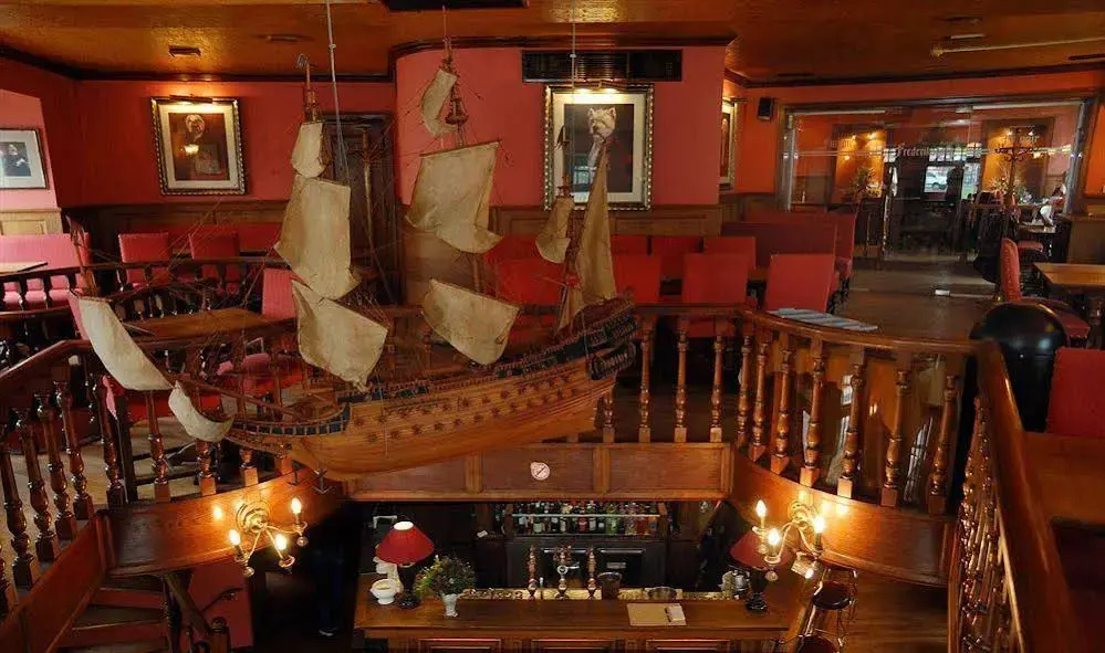 Hotel photo 20