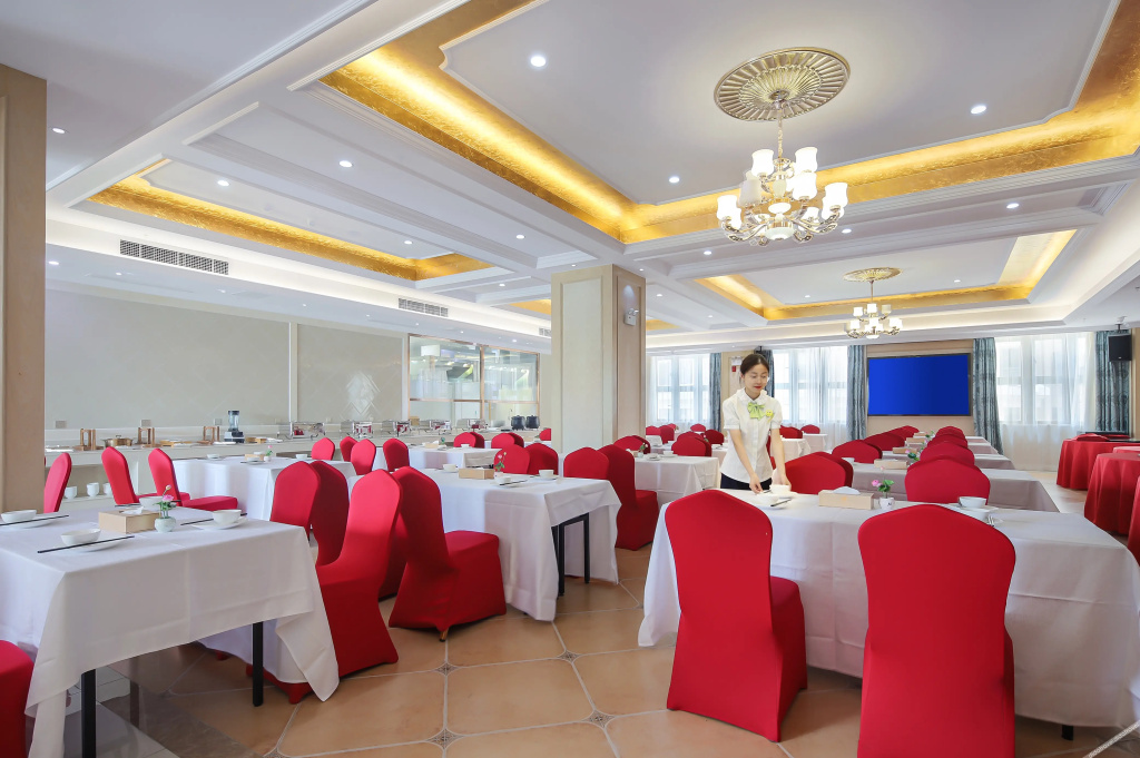 Vienna Hotel (Jiaxing Pinghu Branch)