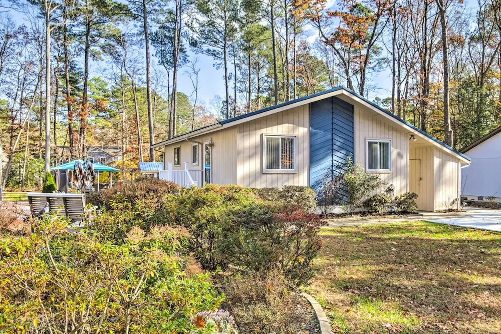 9 Mi to Ocean City Beaches: Retreat w/ Patio