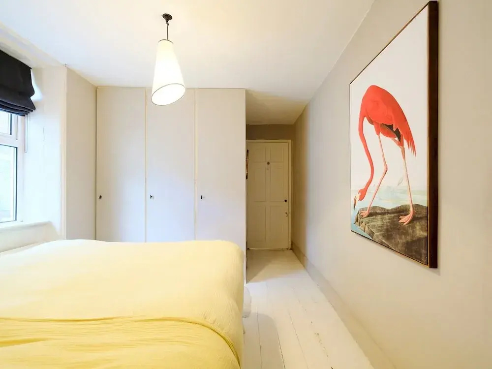 Bright and Modern One Bed in Central London