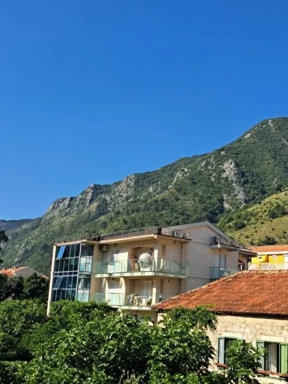 Amazing Flat with View in Prčanj Montenegro