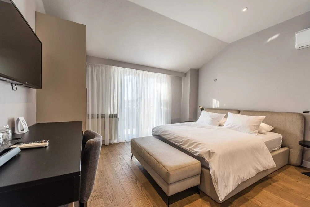 Standard Double room with balcony and with sea view full double bed