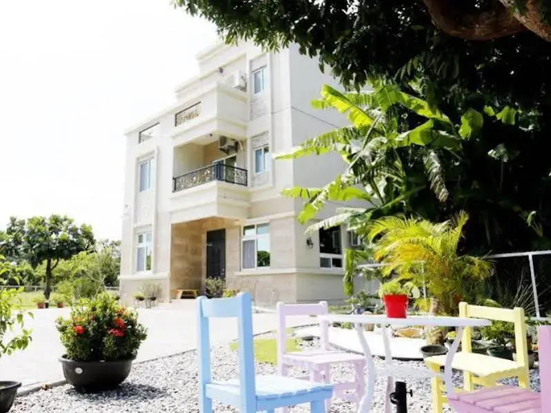 Follow Me Sweet House Bed & Breakfast - Général