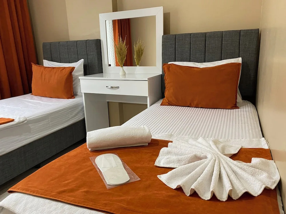 Ser Suite Apart — 5