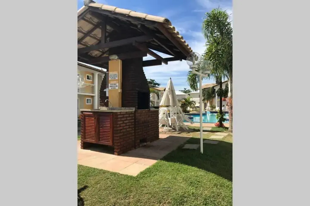 Apartamento no condomínio Mont Carmelo a 150 metros do mar