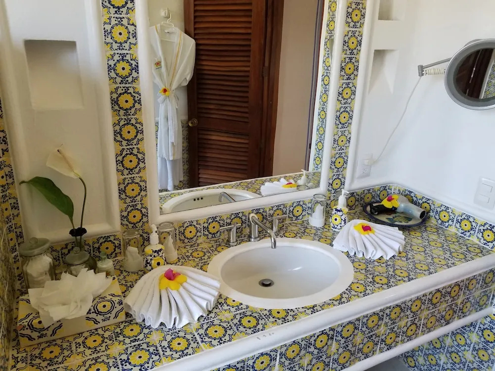 Standard Double room with garden view (full double bed)