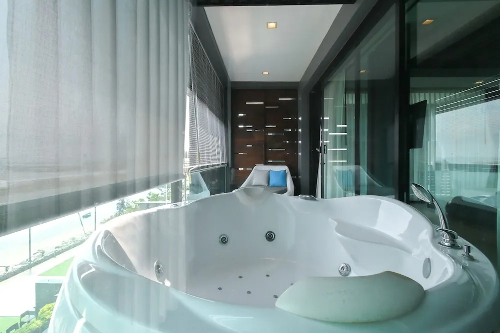 @T Boutique Hotel — 2