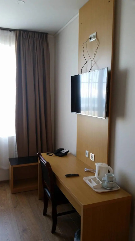 Standard Double room with city view (full double bed)