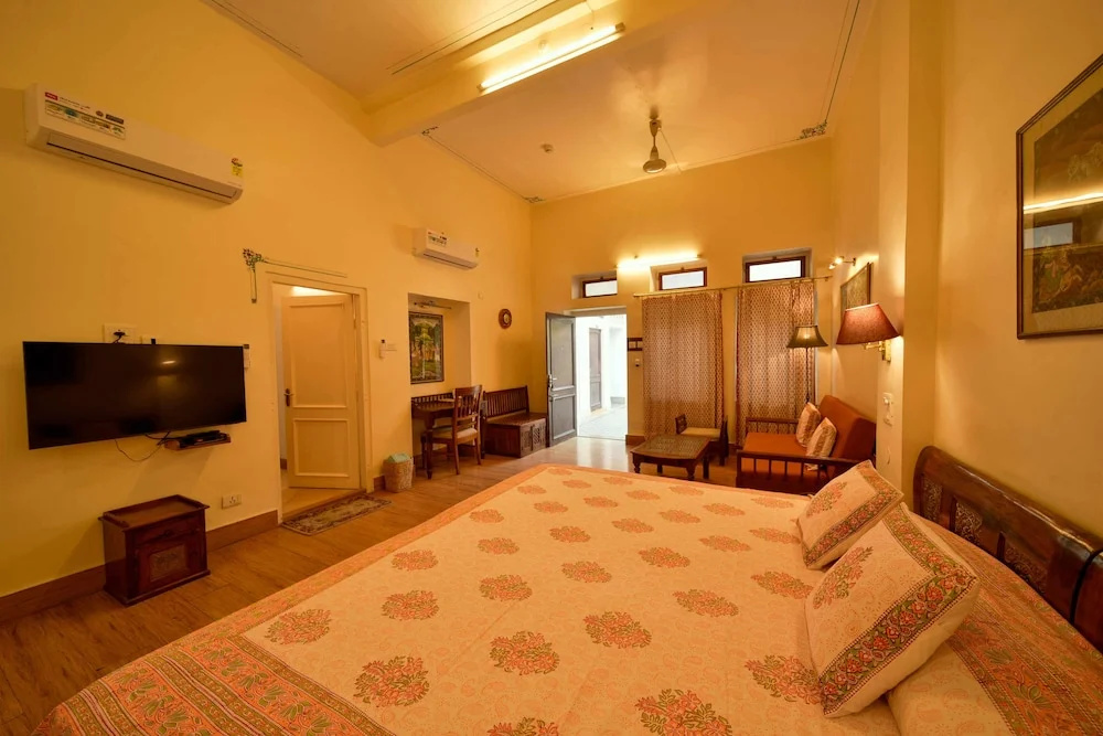 Standard Family room