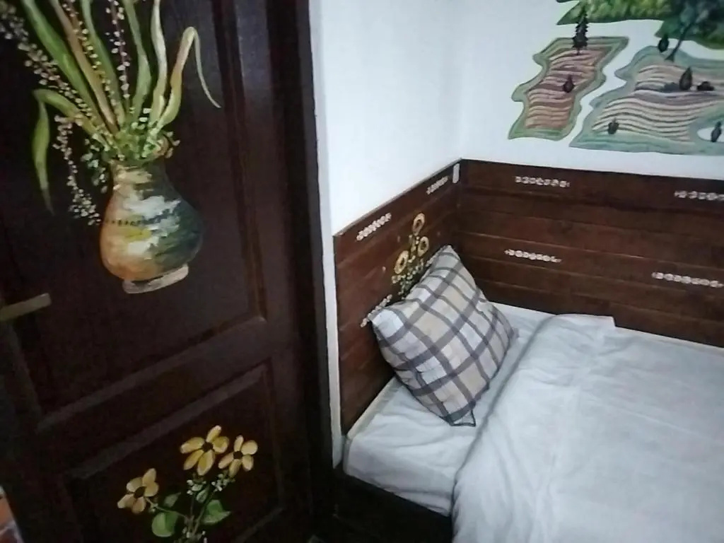 Economy room