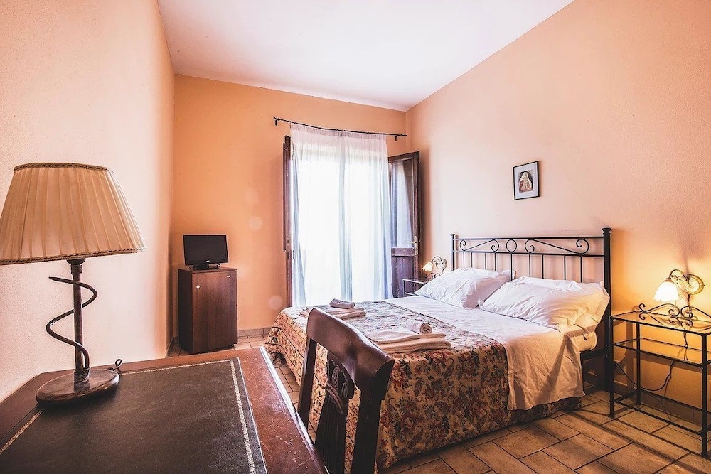 Country Resort Al Poggio dei Papi — 2