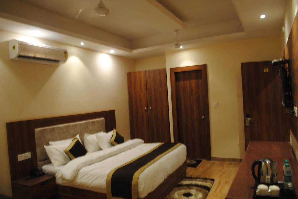 Premium room