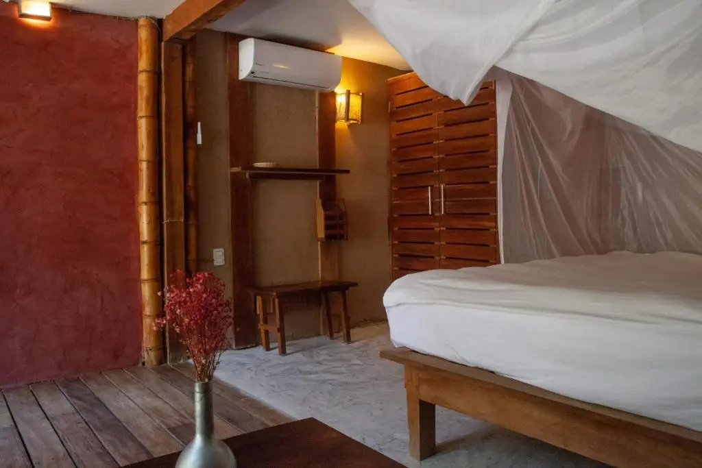 Standard Double room with pool view (full double bed)
