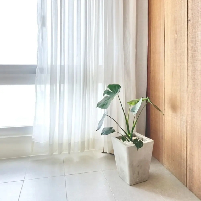 Deluxe Double room with balcony and with ocean view (full double bed)