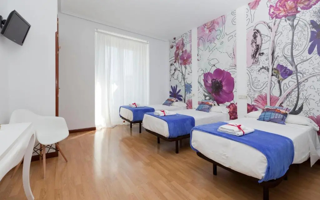Triple room