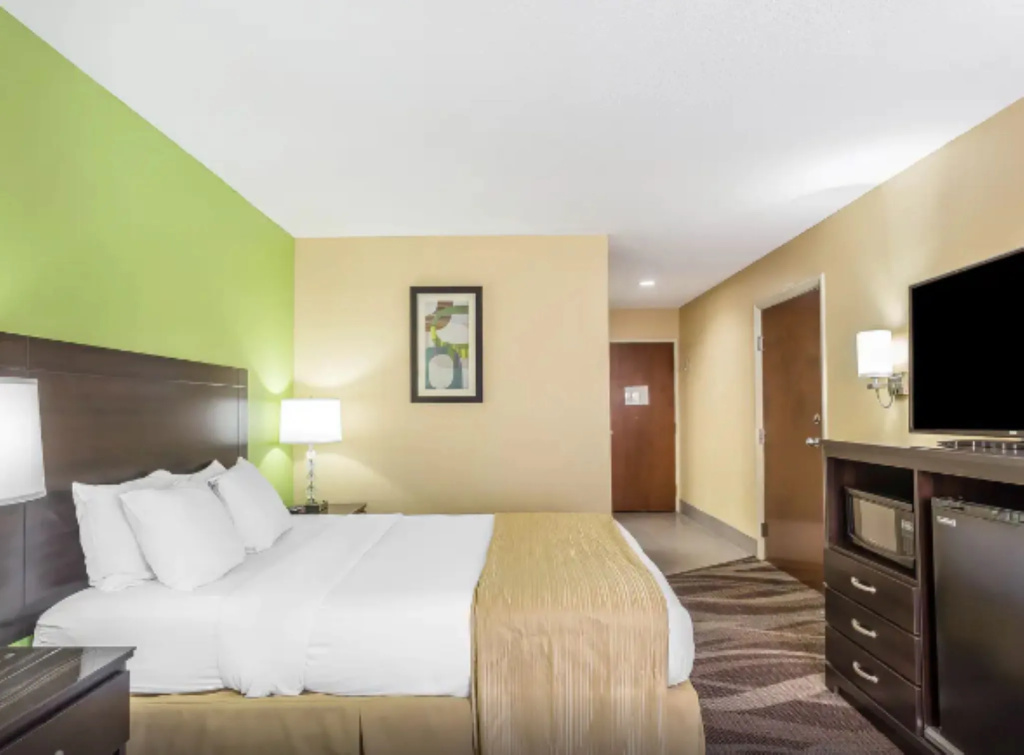 Quality Inn — 3