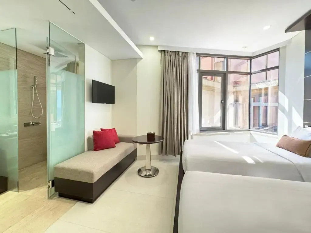 Holiday Beach Hotel Danang Room Type - Superior Double Room