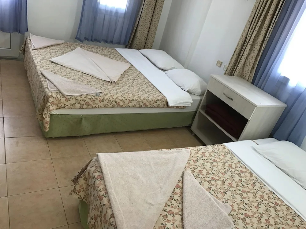 Standard Triple room with balcony