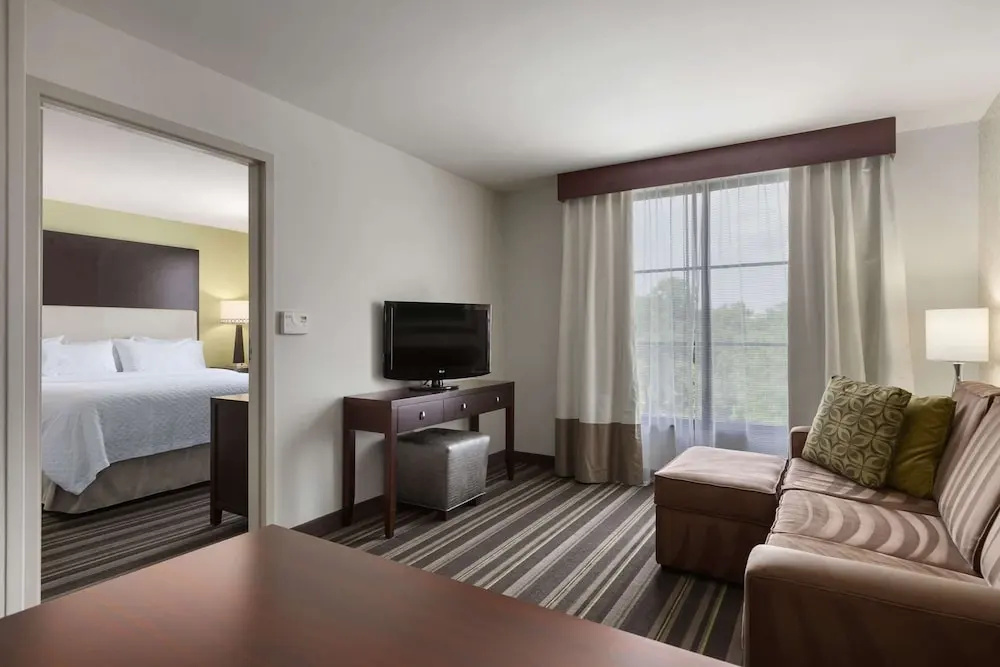 Embassy Suites by Hilton Savannah Airport - Chambres