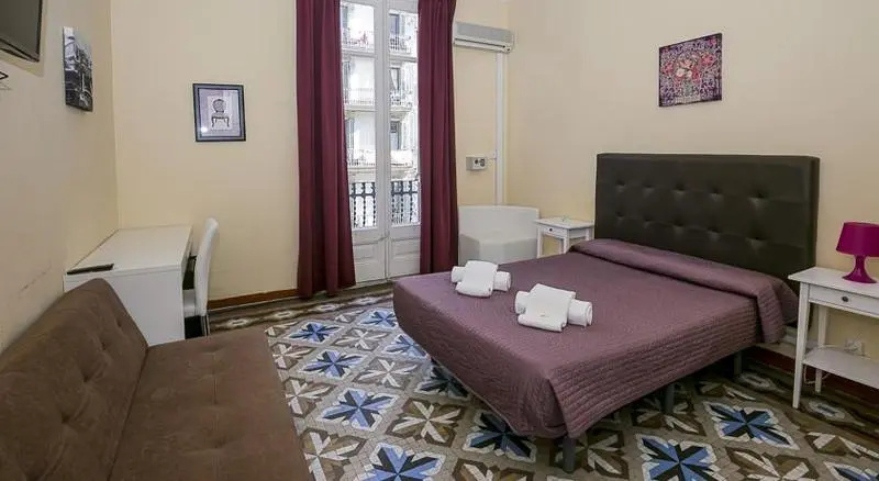 Standard Double room with balcony (full double bed)