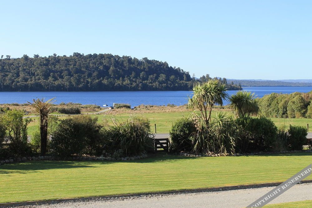 Beach & Waterfront