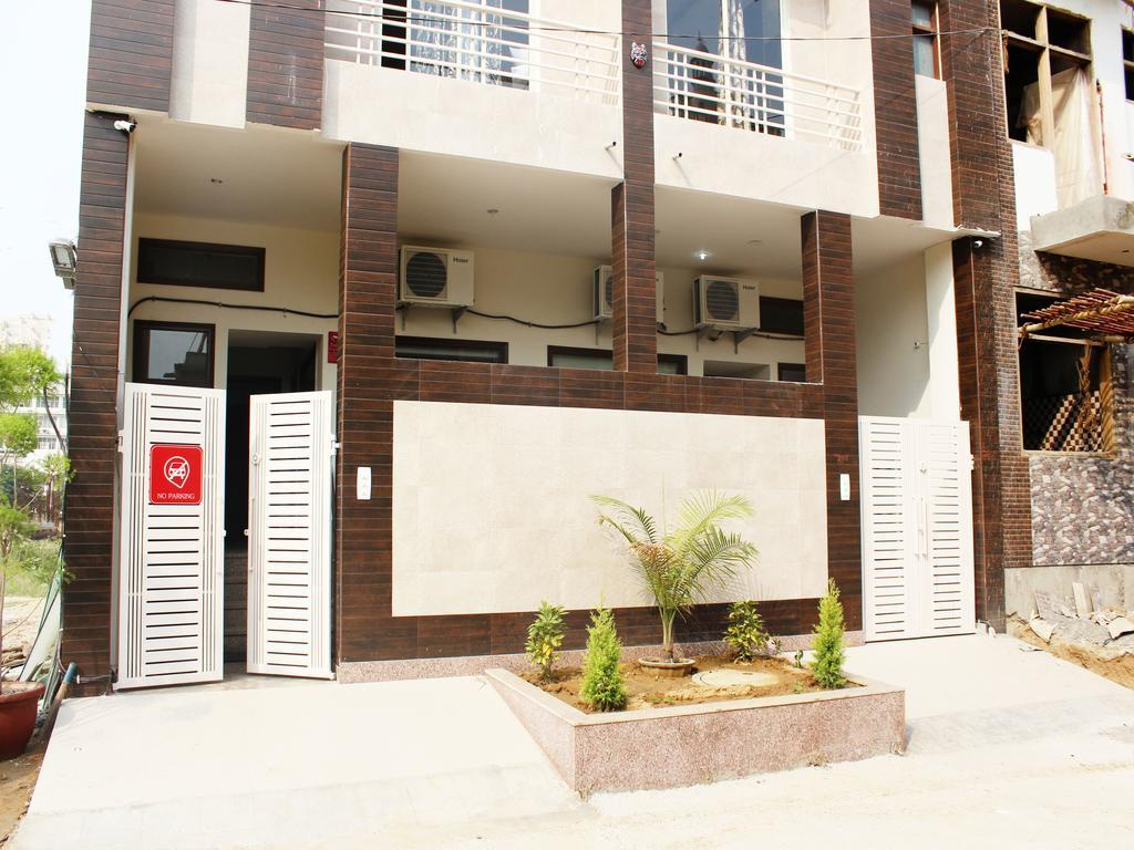 OYO 2384 Hotel Epic Inn
