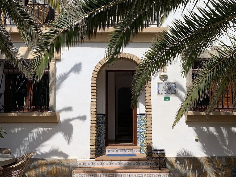 Sumptuous Villa on a Holiday Park in Denia With Artistic Interiors