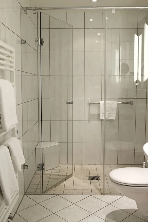 Hotel Zum Schiff - Chambres