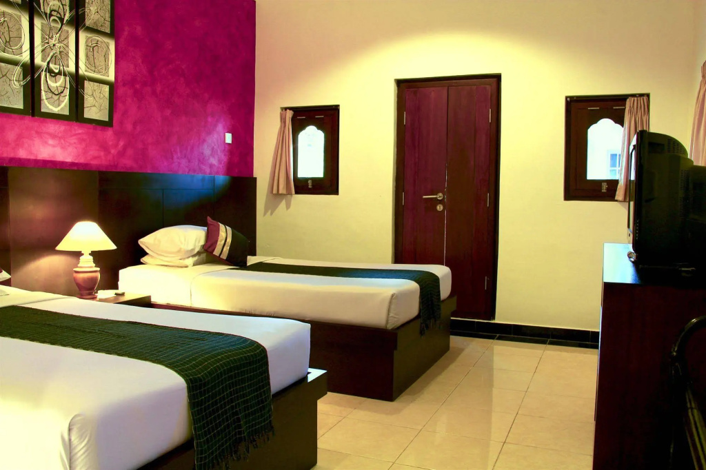 Puri Sading Hotel — фото