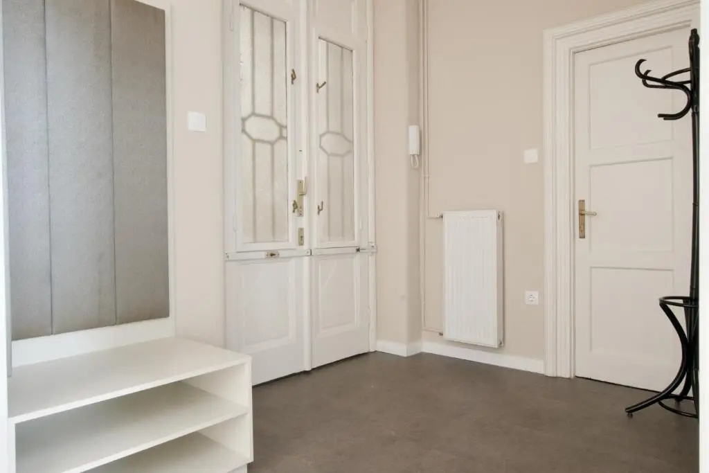 Standard Apartment by Hi5 - Kecskemeti street suite