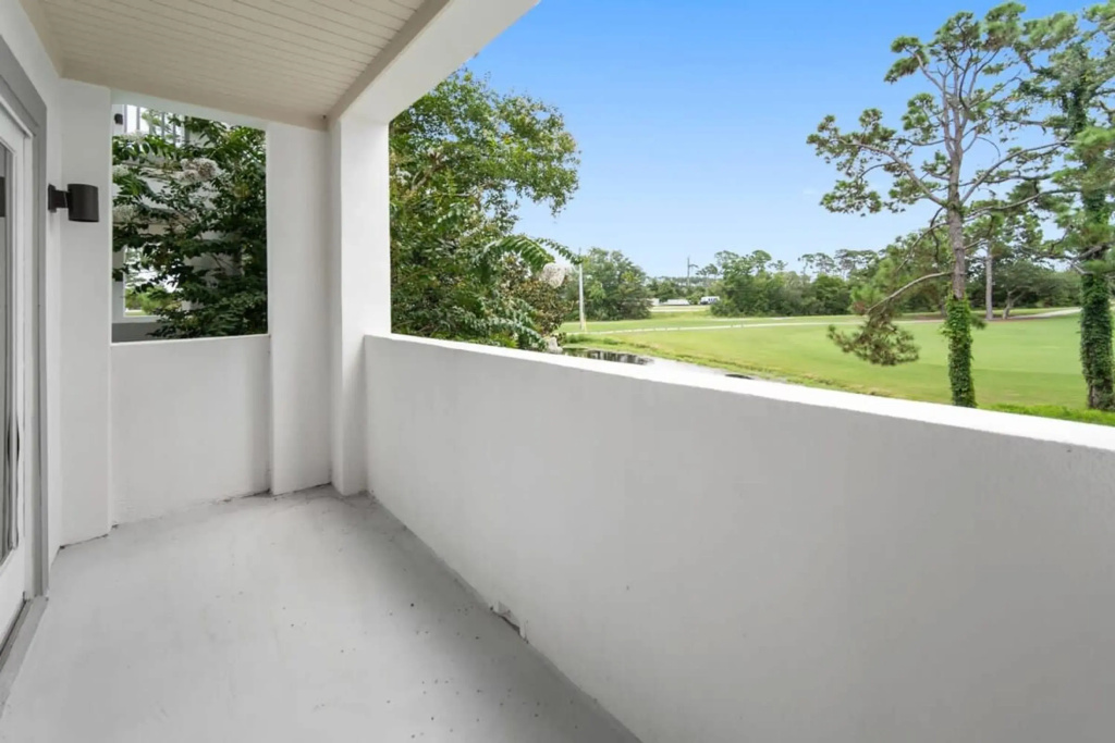 Beautiful PCB Condo w/ Pvt Balcony & Shared Pool
