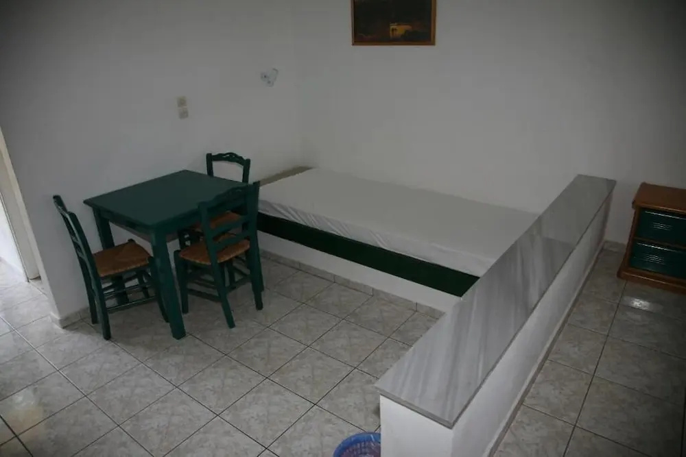 Zeus Hotel 2 * Zeus Hotel 2 *