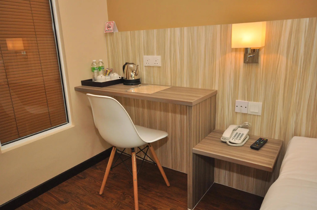 Deluxe Double room (twin beds)