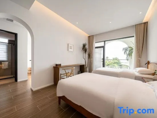 Family Suite with lake view