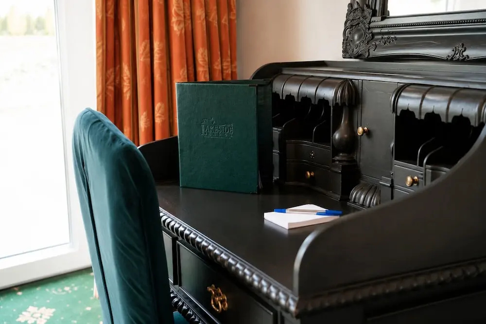 Lakeside Manor Hotel - Chambres