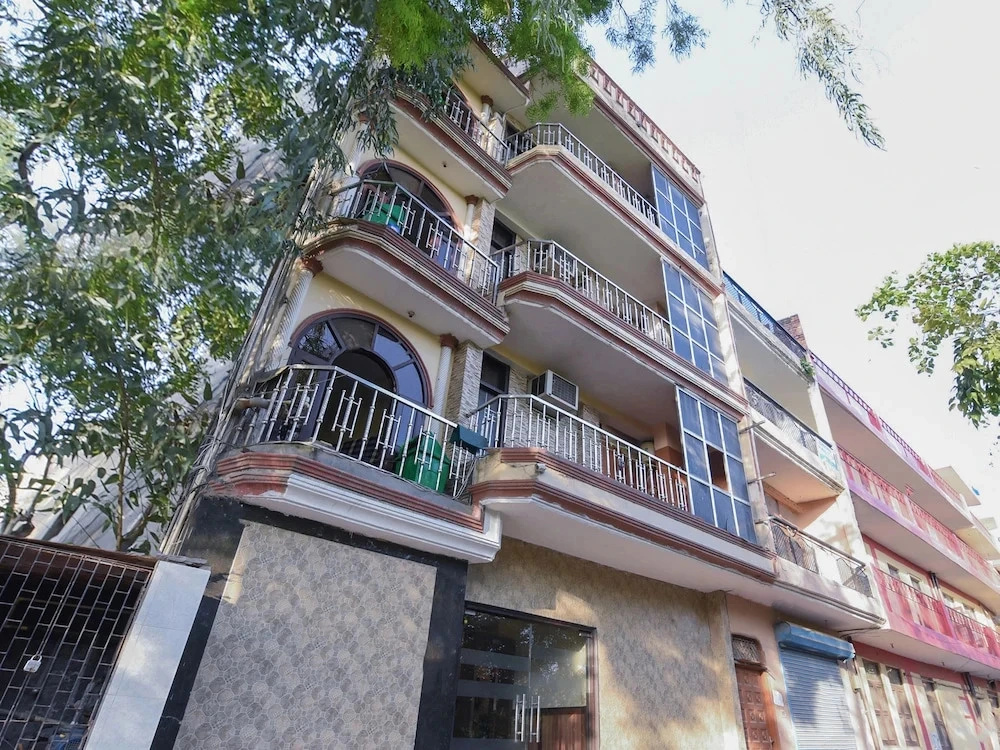 Shubham Palace by OYO