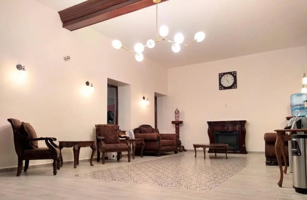 Lobby & Reception