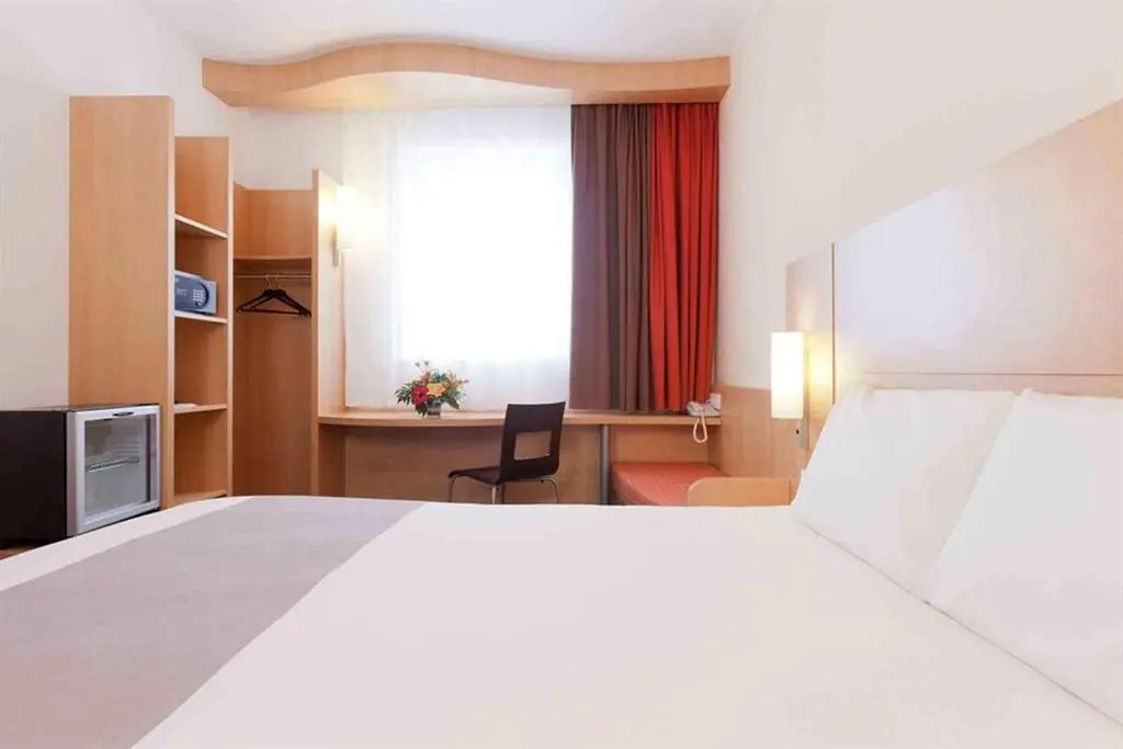 ibis Bata - Chambres