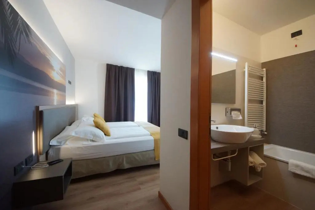 Ambassador Suite Hotel - Chambres