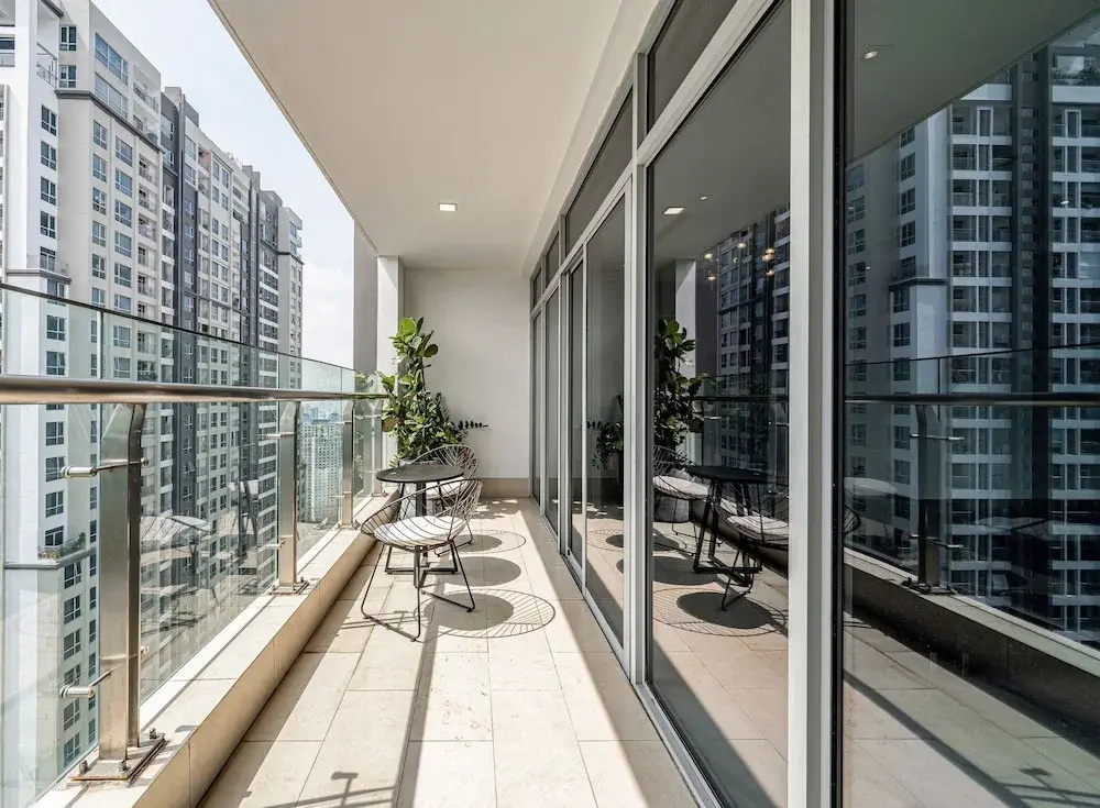 Landmark 81 Magical Tower Apartment