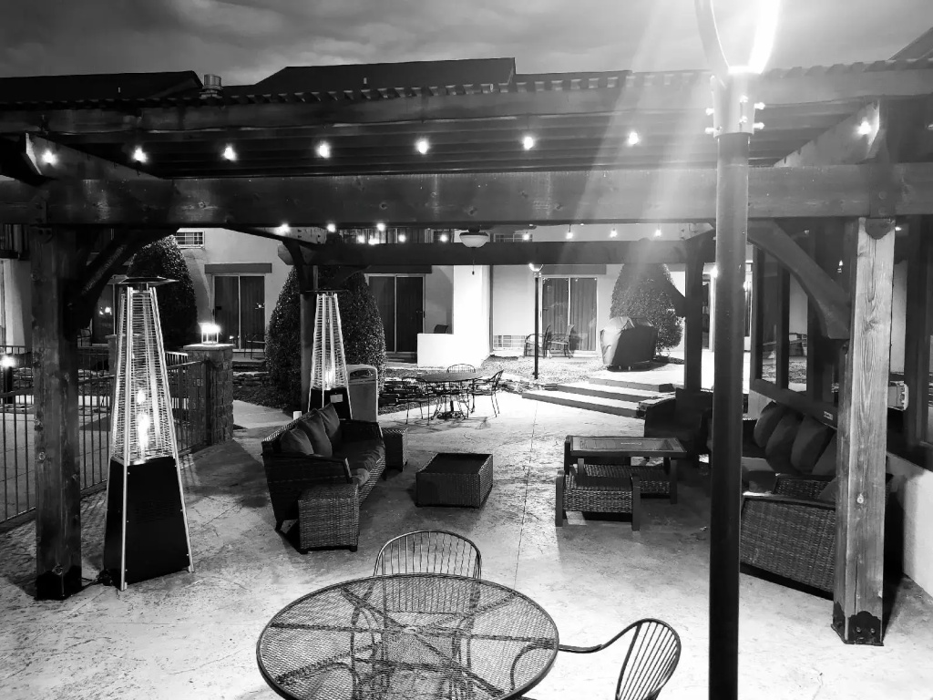 Club - Hotel Nashville Inn & Suites - Général
