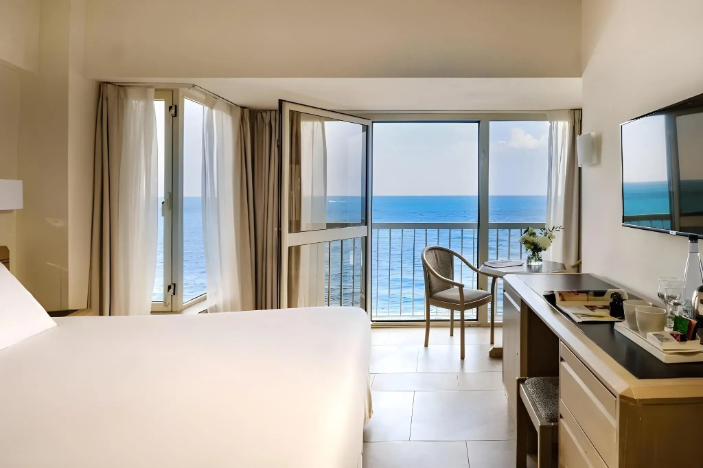 Diplomat Hotel - Général