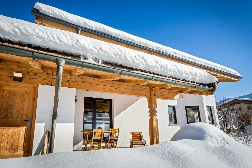 Apartment 5 Peaks