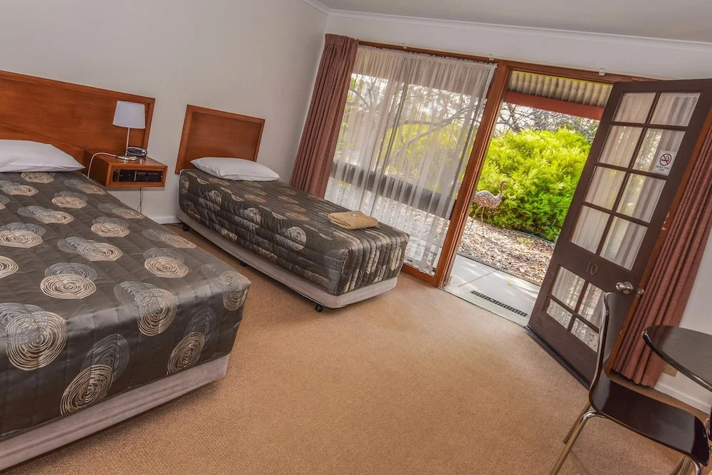 Standard Double room with garden view (twin beds)