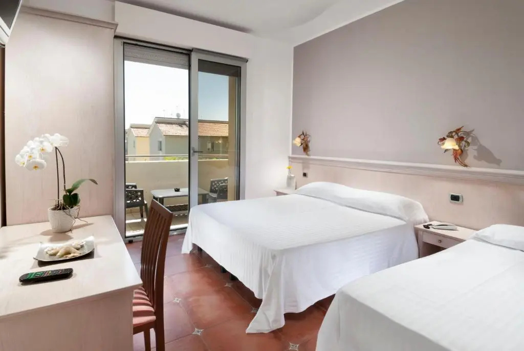 Superior Triple room